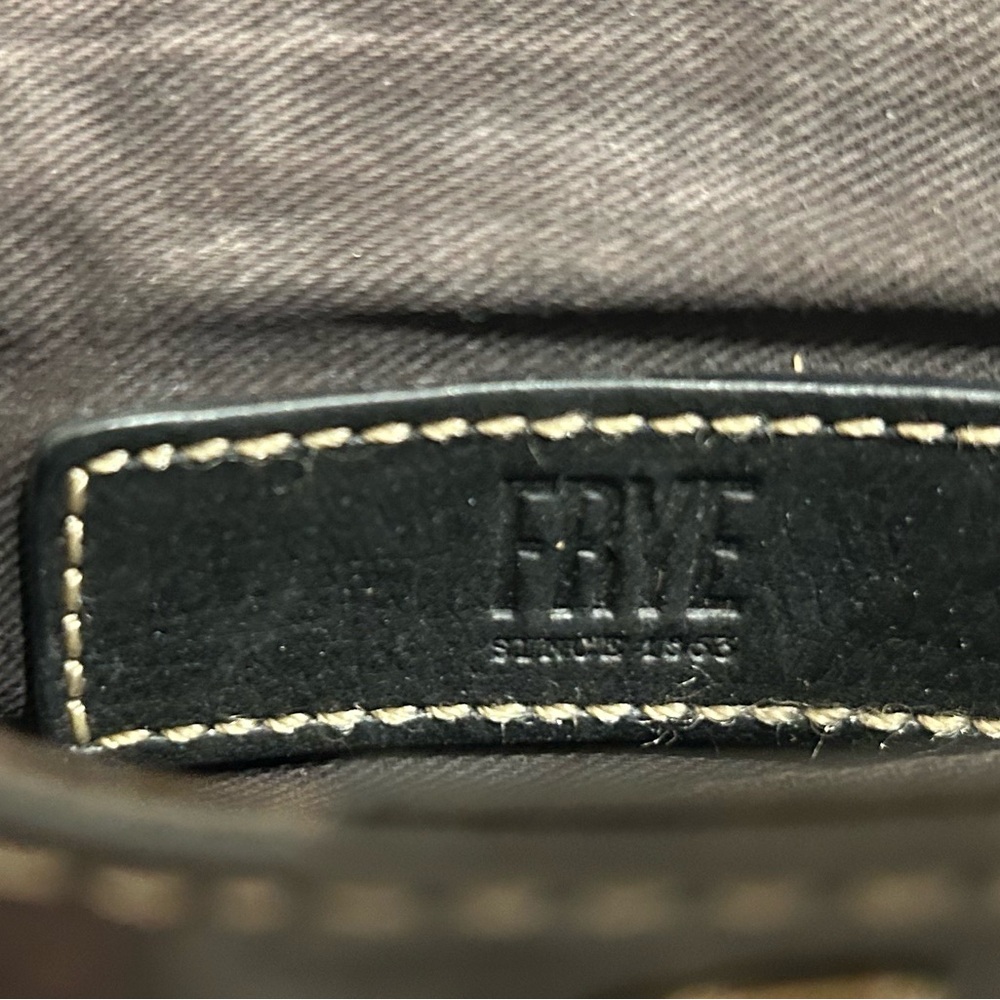 Frye all leather mail pouch style handbag. - Picture 7 of 7
